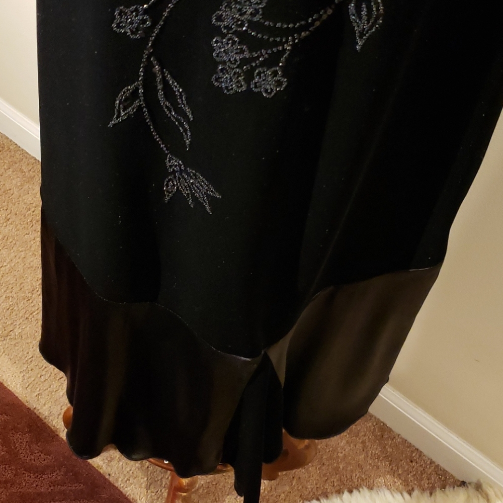 FASHION BUG DRESS - Picture 8 of 15